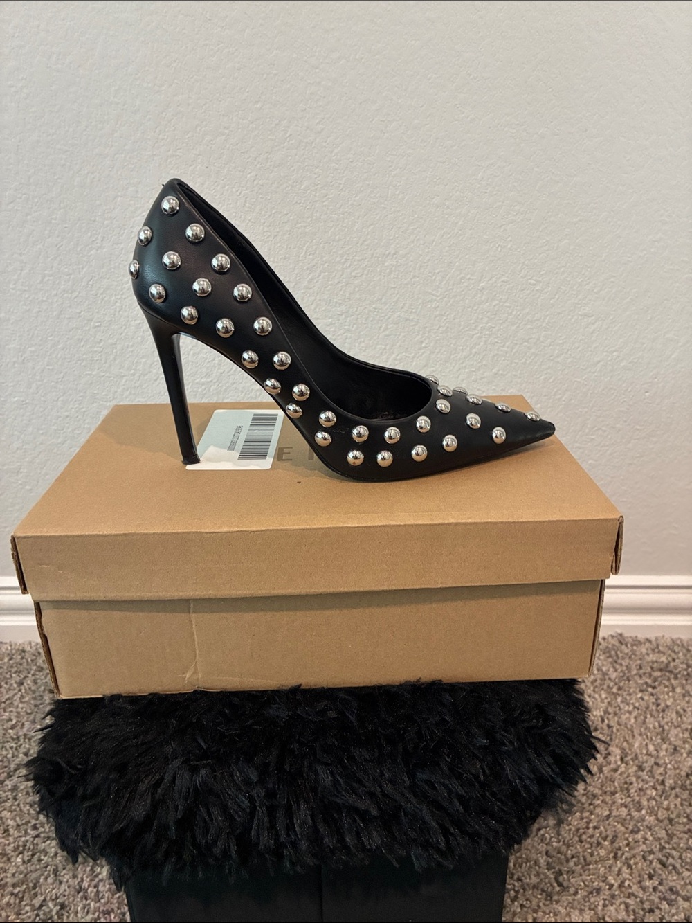 Steve Madden Black Studded Pointed-Toe Stiletto Pump